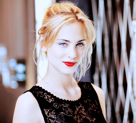 Nora Arnezeder pic #712383